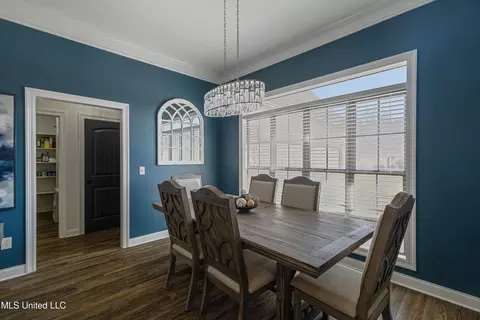 Dining - 412 Rolling Hills Cir, Brandon, MS 39042 photo 1 of 2