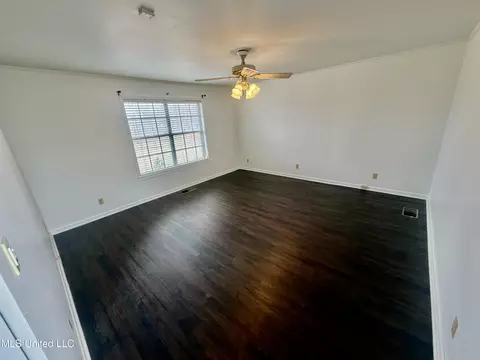 Living - 22780 County Road 511, Sidon, MS 38954 photo 3 of 3
