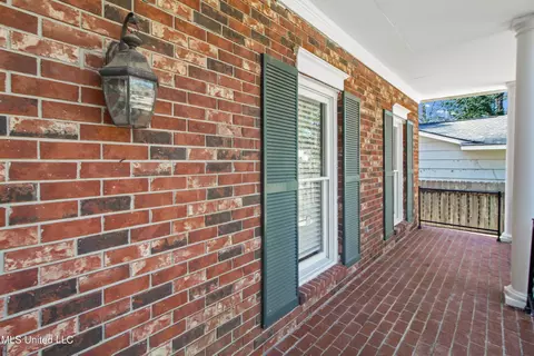 2021 Cherokee Dr, Jackson, MS 39211 photo 4