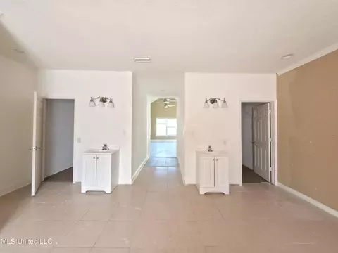 Entry Way - 4700 Thompson St, Moss Point, MS 39563 photo 1 of 1