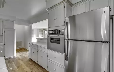 Kitchen - 632 NW Second Ave, Magee, MS 39111 photo 6 of 7