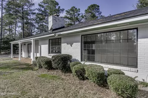 Exterior - 632 NW Second Ave, Magee, MS 39111 photo 12 of 20