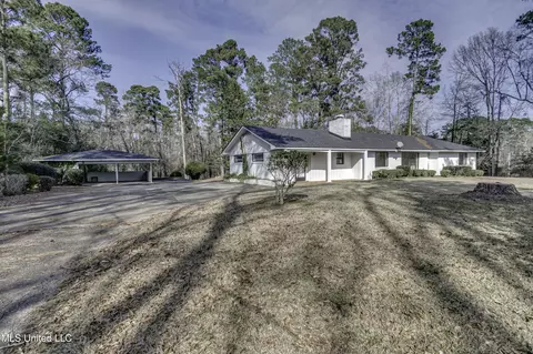 Exterior - 632 NW Second Ave, Magee, MS 39111 photo 10 of 20