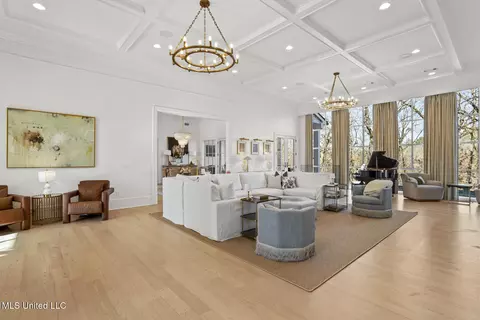 Living - 149 Old Farm Rd, Madison, MS 39110 photo 3 of 7