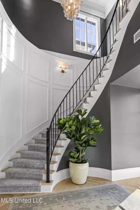 Entry Way - 149 Old Farm Rd, Madison, MS 39110 photo 2 of 9