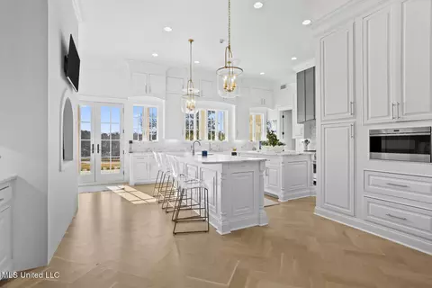 Kitchen - 149 Old Farm Rd, Madison, MS 39110 photo 1 of 13