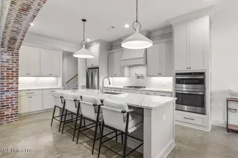 Kitchen - 136 Trails End, Flora, MS 39071 photo 1 of 3