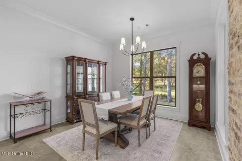 Dining - 136 Trails End, Flora, MS 39071 photo 1 of 2