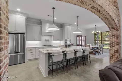 Kitchen - 136 Trails End, Flora, MS 39071 photo 3 of 3