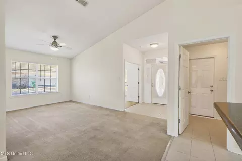 Living - 108236 Kapalama Dr, Diamondhead, MS 39525 photo 2 of 6