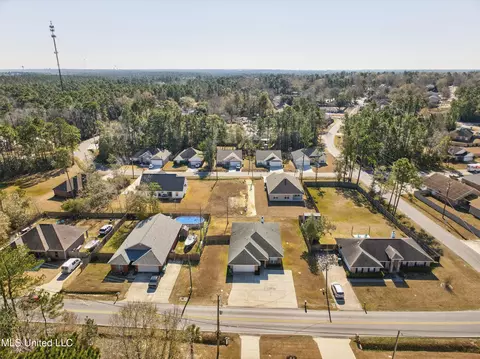 View/Area - 108236 Kapalama Dr, Diamondhead, MS 39525 photo 1 of 4