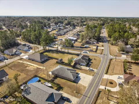 View/Area - 108236 Kapalama Dr, Diamondhead, MS 39525 photo 4 of 4