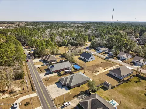 View/Area - 108236 Kapalama Dr, Diamondhead, MS 39525 photo 2 of 4