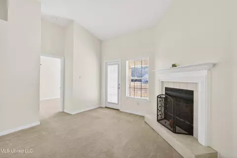 Living - 108236 Kapalama Dr, Diamondhead, MS 39525 photo 6 of 6