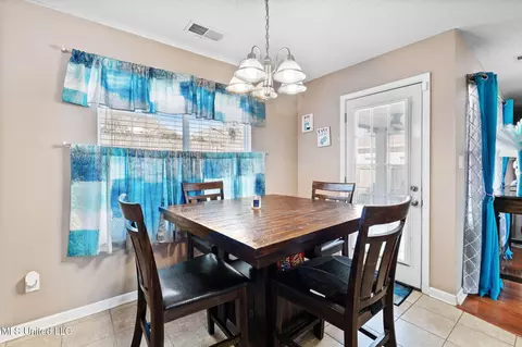 Dining - 7207 Maple Grove Rd, Olive Branch, MS 38654 photo 1 of 1