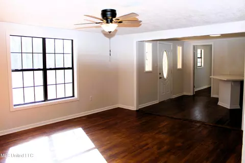 Living - 213 Old Highway 26, Lucedale, MS 39452 photo 3 of 3