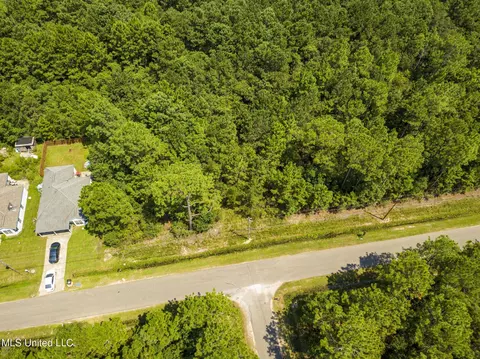 lot110 Jeff Davis Dr, Bay Saint Louis, MS 39520