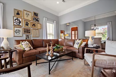 Living - 102 Hampton Chase, Madison, MS 39110 photo 3 of 4