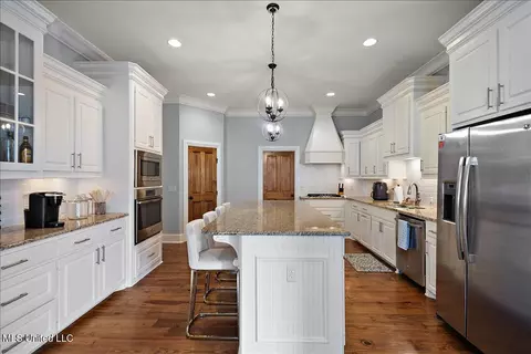Kitchen - 102 Hampton Chase, Madison, MS 39110 photo 1 of 5