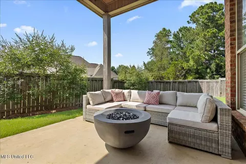 Exterior - 102 Hampton Chase, Madison, MS 39110 photo 3 of 6