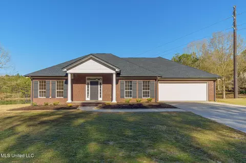 22 Colton Dr, Purvis, MS 39475
