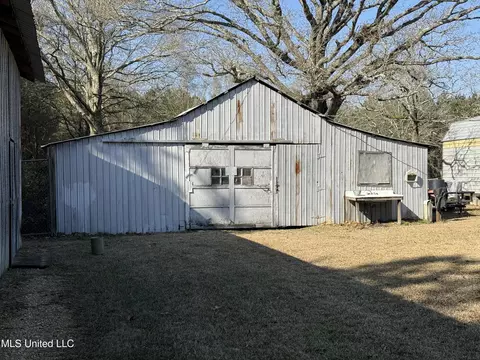 Exterior - 3159 Claude Smith Rd, Magnolia, MS 39652 photo 10 of 11