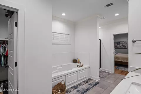 Entry Way - 209 Bridge Ct, Madison, MS 39110 photo 2 of 2