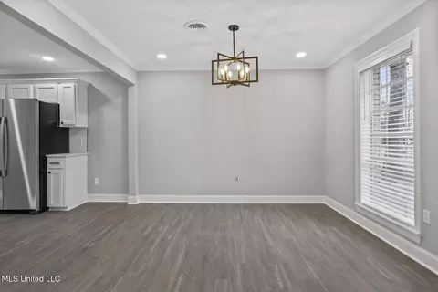 Dining - 1416 Post Rd, Clinton, MS 39056 photo 1 of 2