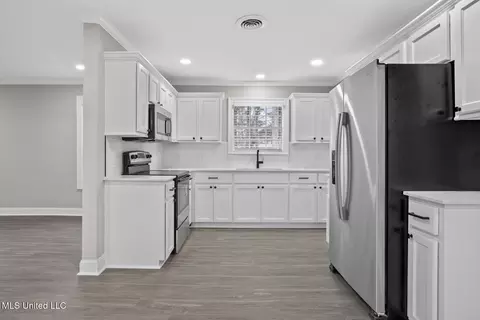 Kitchen - 1416 Post Rd, Clinton, MS 39056 photo 1 of 2
