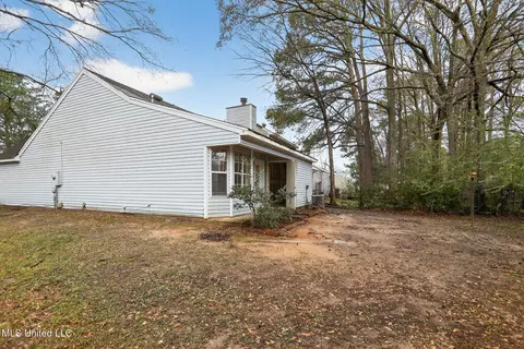 Exterior - 5571 Tiki Ln, Jackson, MS 39212 photo 2 of 4