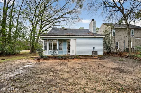 Exterior - 5571 Tiki Ln, Jackson, MS 39212 photo 4 of 4