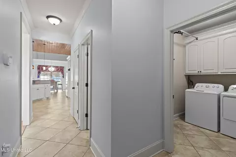 Entry Way - 103 Elm Ct, Madison, MS 39110 photo 8 of 12