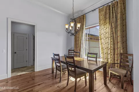 Dining - 103 Elm Ct, Madison, MS 39110 photo 1 of 4