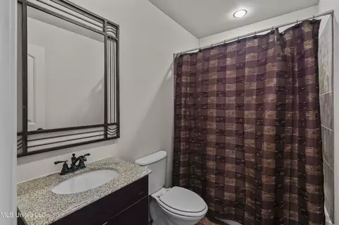 Bath - 103 Elm Ct, Madison, MS 39110 photo 5 of 5