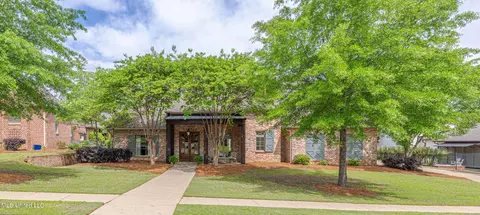 Exterior - 104 Ivy Brook Dr, Madison, MS 39110 photo 2 of 17