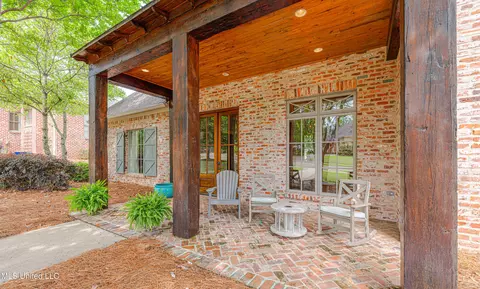 Exterior - 104 Ivy Brook Dr, Madison, MS 39110 photo 7 of 17