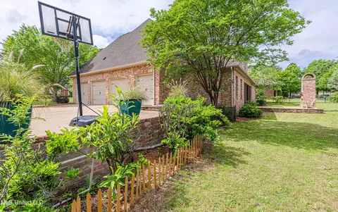 Exterior - 104 Ivy Brook Dr, Madison, MS 39110 photo 17 of 17