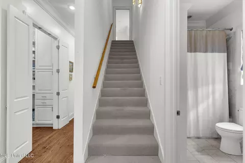 Entry Way - 4665 Katherine Blvd, Jackson, MS 39211 photo 5 of 5