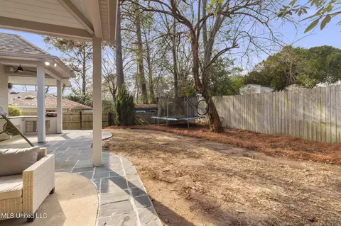 Exterior - 4665 Katherine Blvd, Jackson, MS 39211 photo 2 of 4