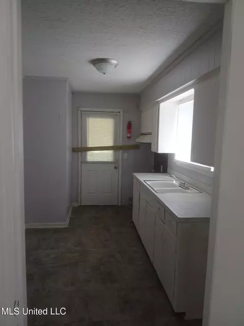 Other - 2858 Queensroad Ave, Jackson, MS 39213 photo 1 of 5