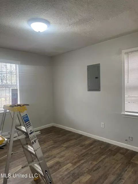 Other - 2858 Queensroad Ave, Jackson, MS 39213 photo 3 of 5