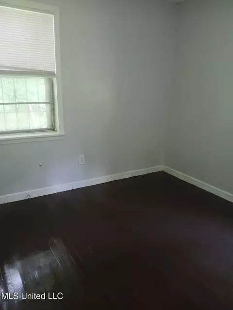 Bedroom - 2858 Queensroad Ave, Jackson, MS 39213 photo 1 of 4