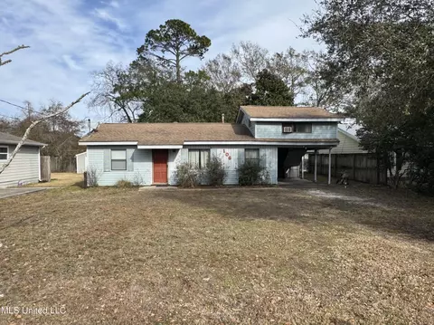 106 Rosemary Ave, Long Beach, MS 39560
