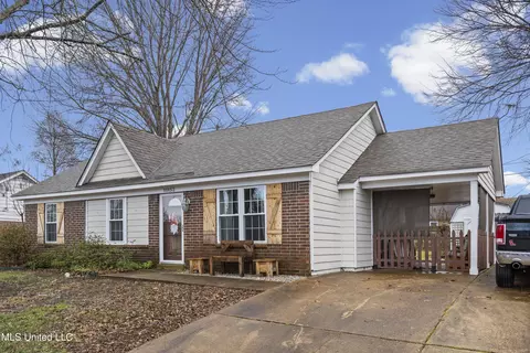 Exterior - 10153 Stephenson Ln, Olive Branch, MS 38654 photo 2 of 6