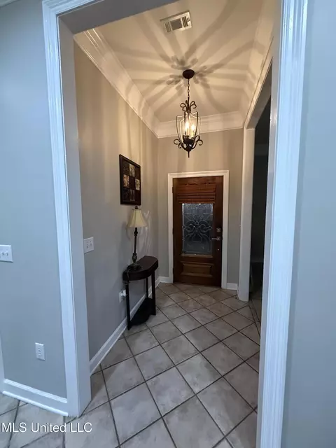 Entry Way - 11 Haven Cv, Byram, MS 39272 photo 1 of 2