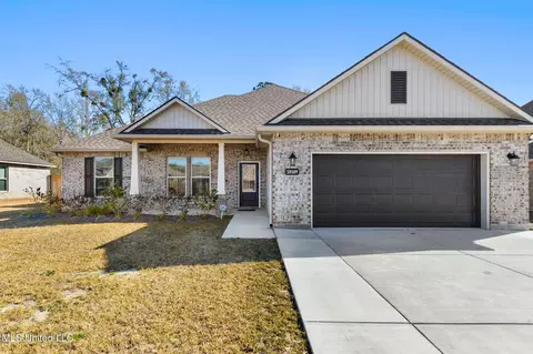 10149 Patrick Dr, Gulfport, MS 39503