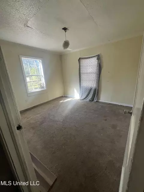 Bedroom - 979 Winn St, Jackson, MS 39204 photo 1 of 4