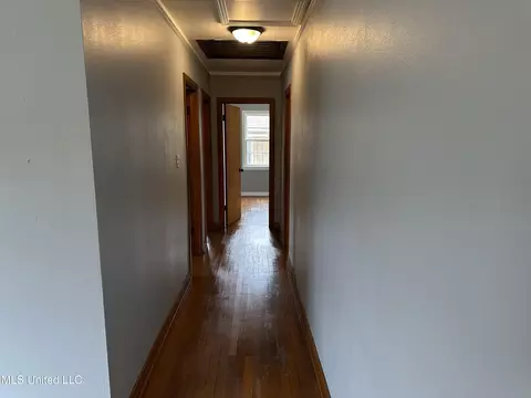 Entry Way - 2152 Second St, Natchez, MS 39120 photo 1 of 1