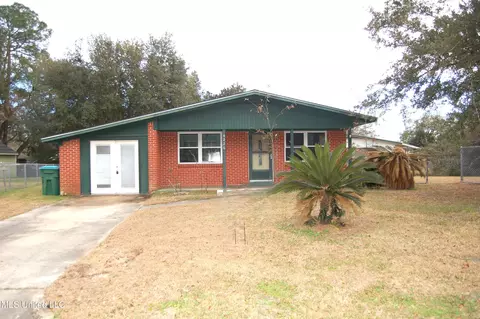 4226 Martha Ct, Pascagoula, MS 39581
