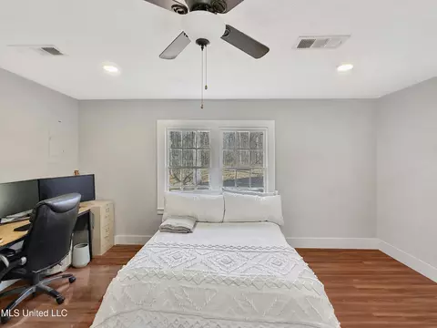 Bedroom - 1699 White Rd, Florence, MS 39073 photo 2 of 3